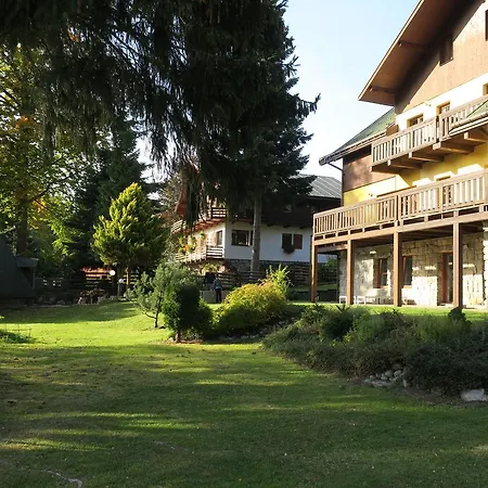 Hrebenka 3*